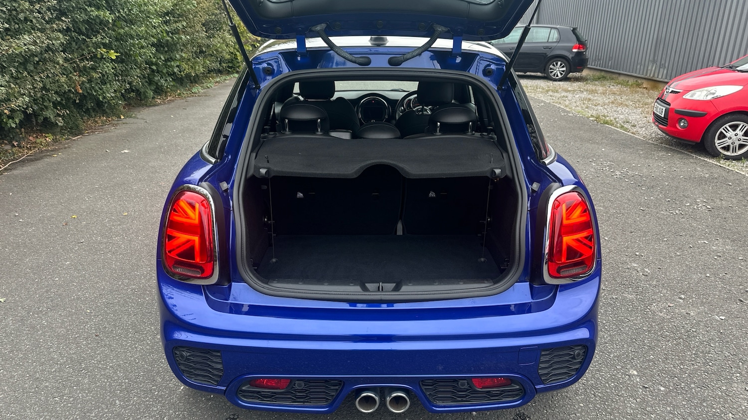 Used MINI Hatch 2019 for sale - 76113811: Photo 4