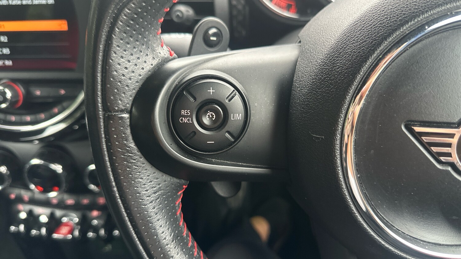 Used MINI Hatch 2019 for sale - 76113811: Photo 46