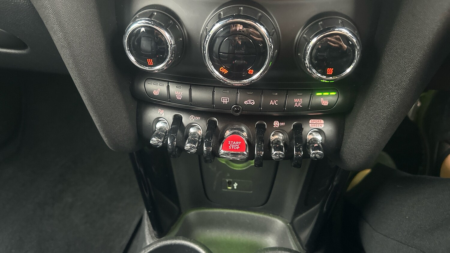 Used MINI Hatch 2019 for sale - 76113811: Photo 53