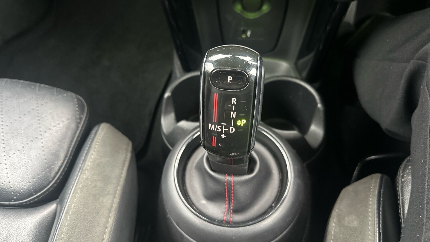 Used MINI Hatch 2019 for sale - 76113811: Photo 54