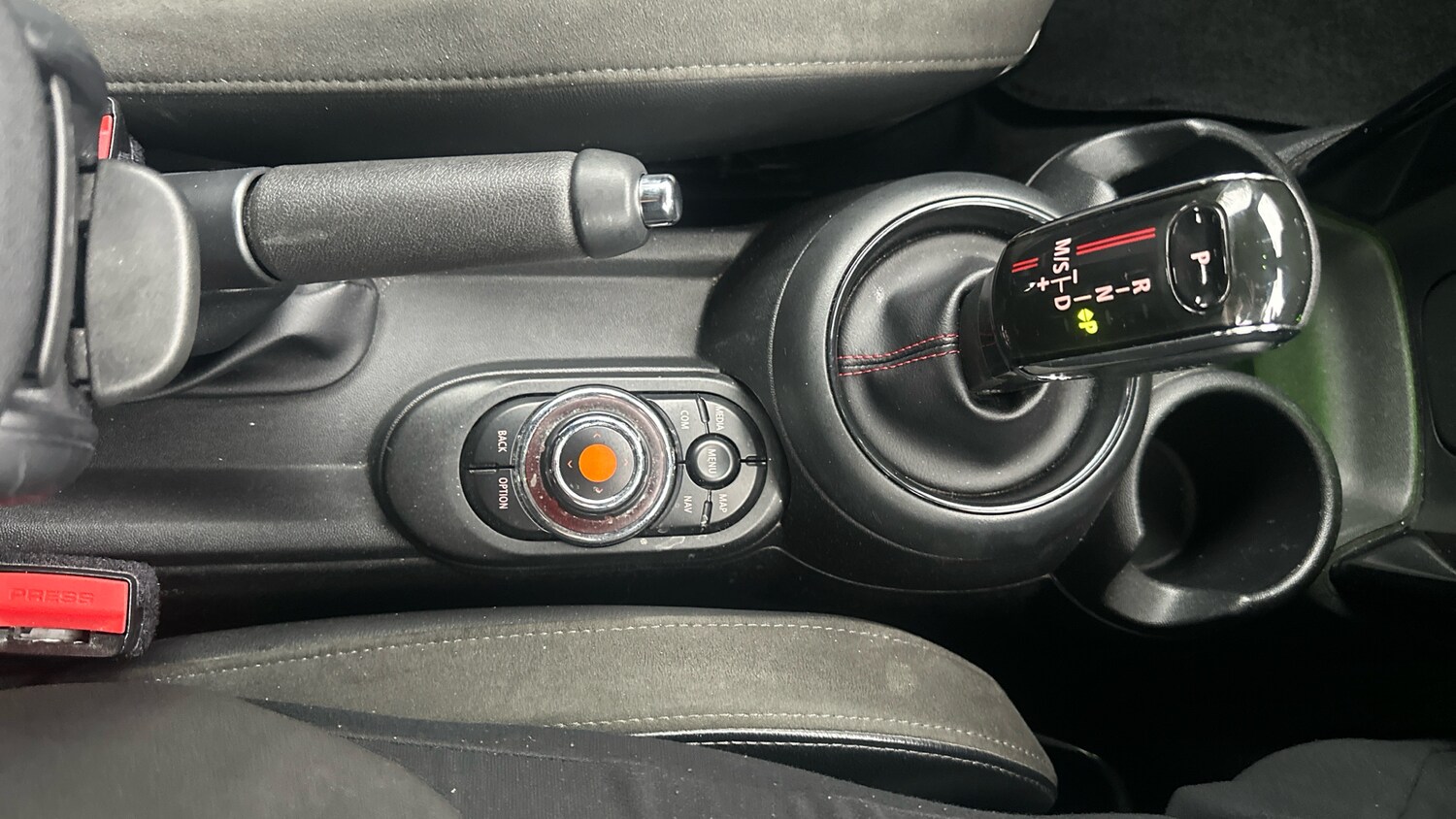 Used MINI Hatch 2019 for sale - 76113811: Photo 55