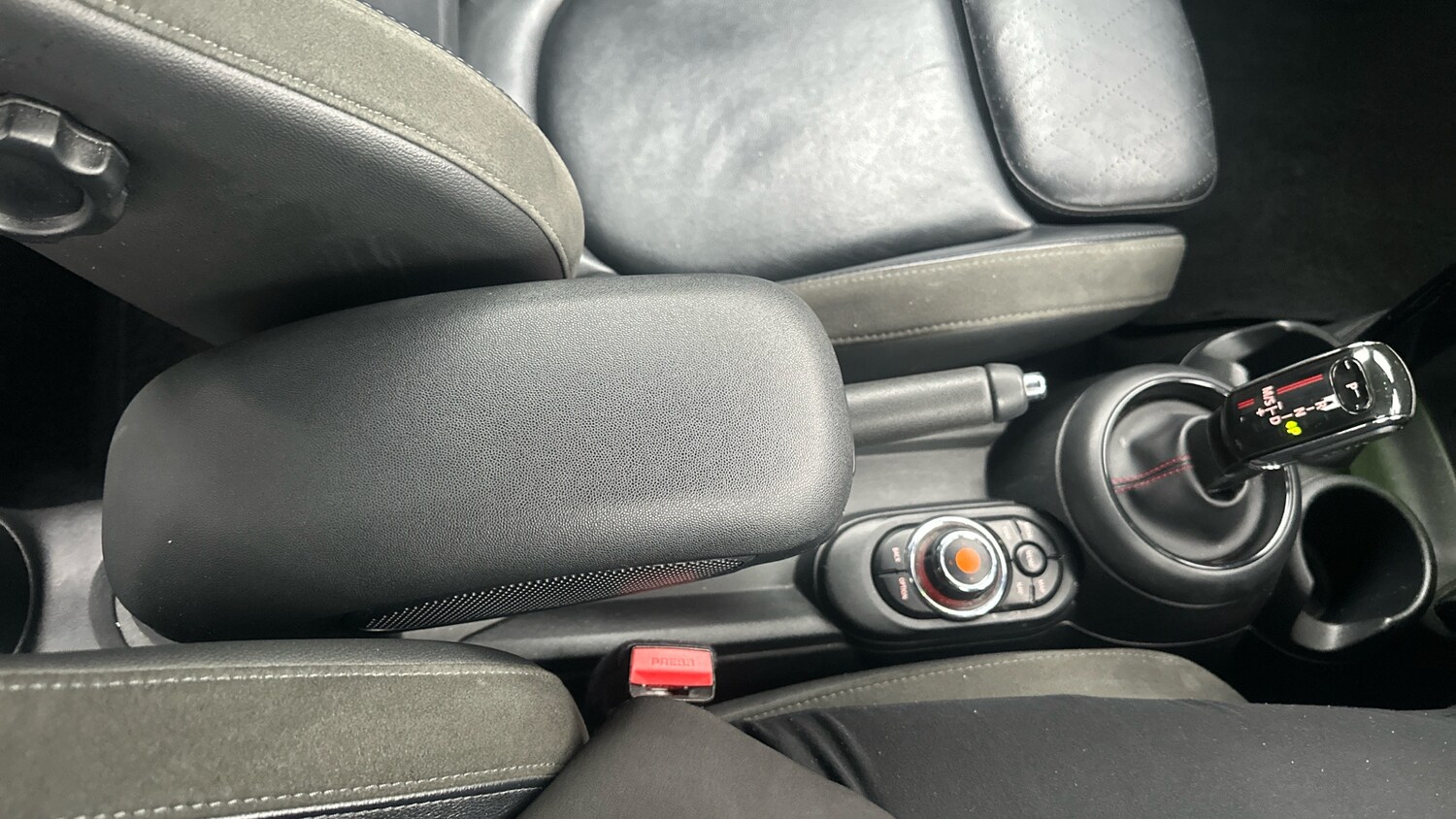 Used MINI Hatch 2019 for sale - 76113811: Photo 59