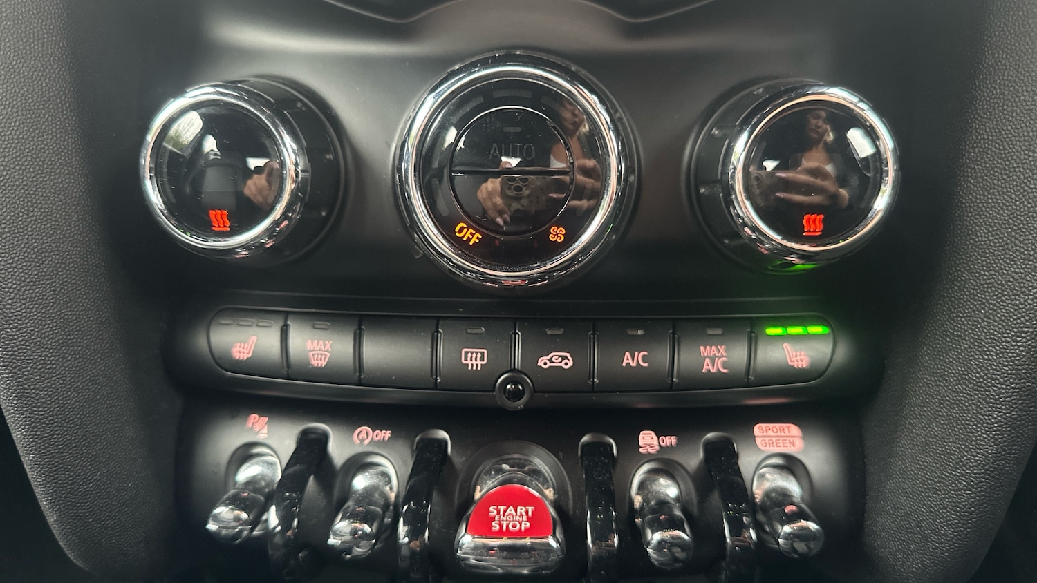Used MINI Hatch 2019 for sale - 76113811: Photo 65