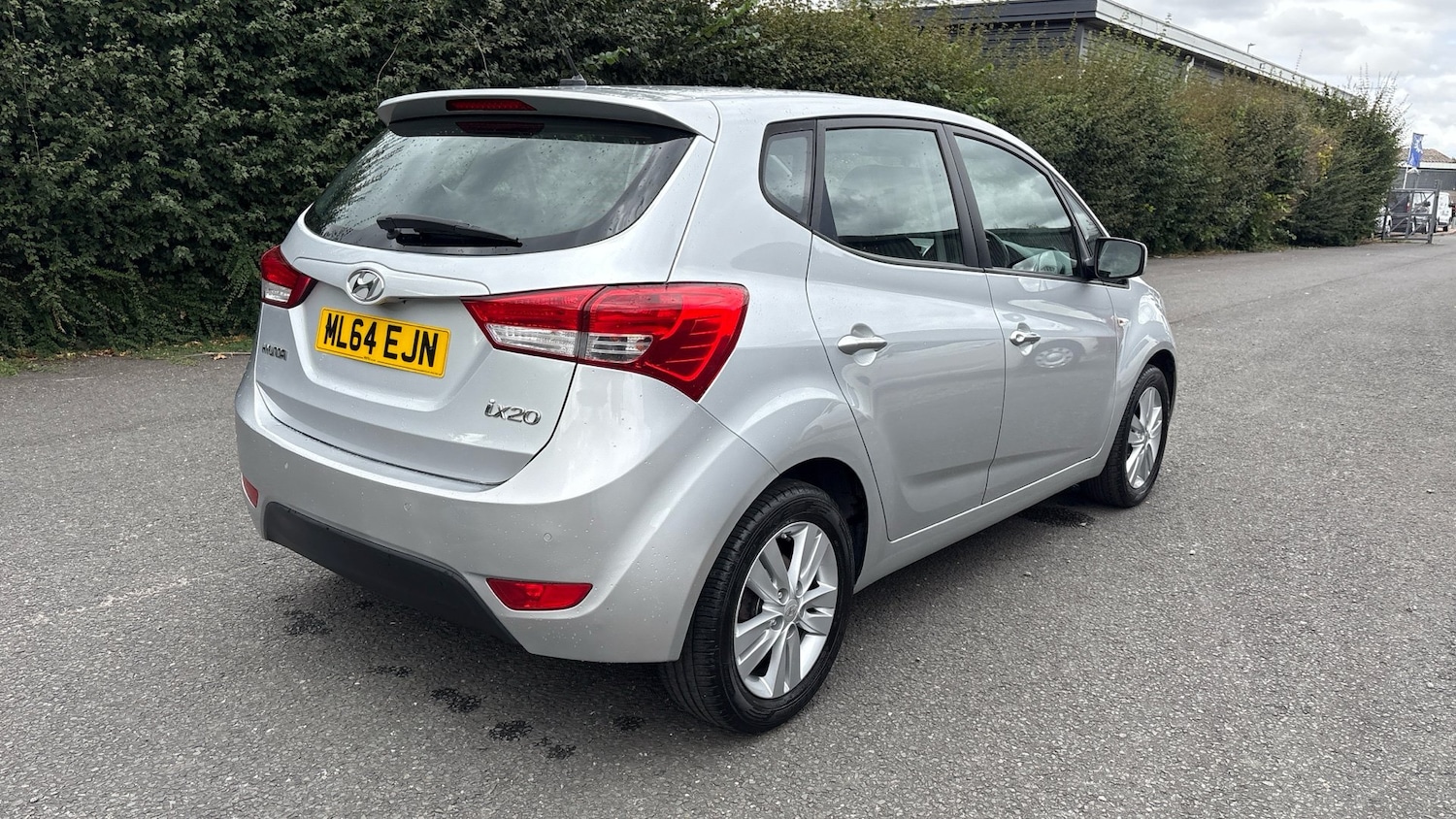 Vehicle 27