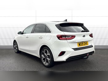 Used Kia Ceed 2019 for sale - 76421769: Photo