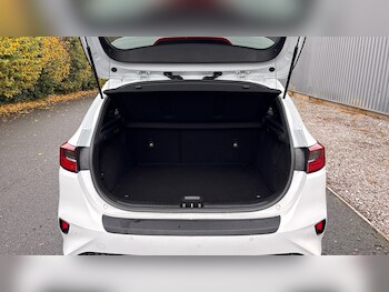 Used Kia Ceed 2019 for sale - 76421769: Photo