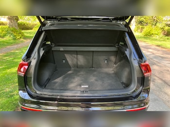 Used Volkswagen Tiguan 2020 for sale - 79056834: Photo