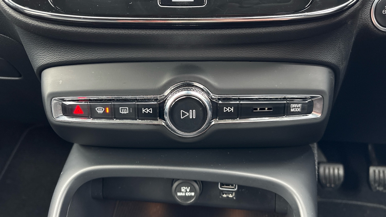 Used Volvo XC40 2019 for sale - 77715216: Photo 37