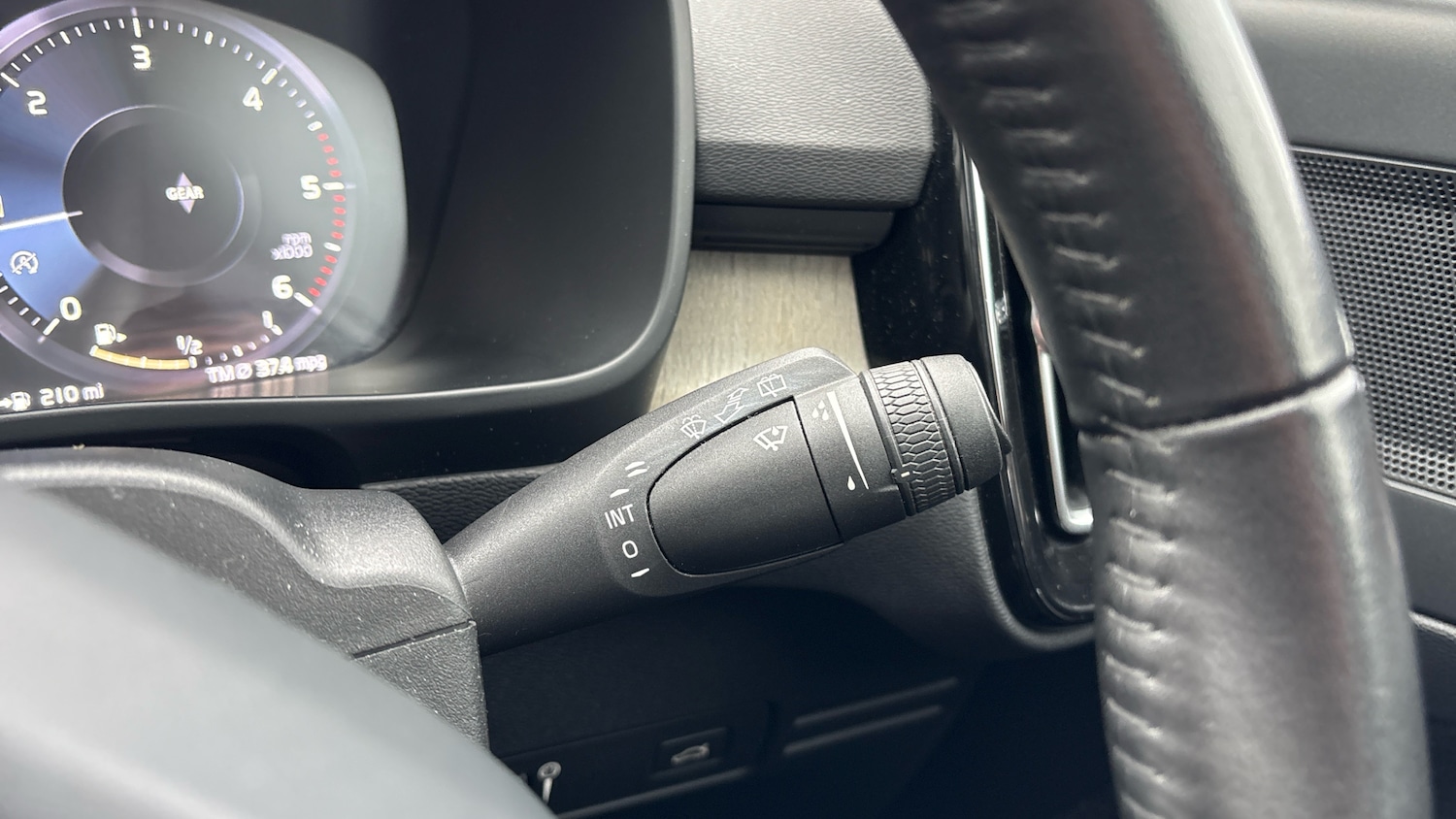 Used Volvo XC40 2019 for sale - 77715216: Photo 41