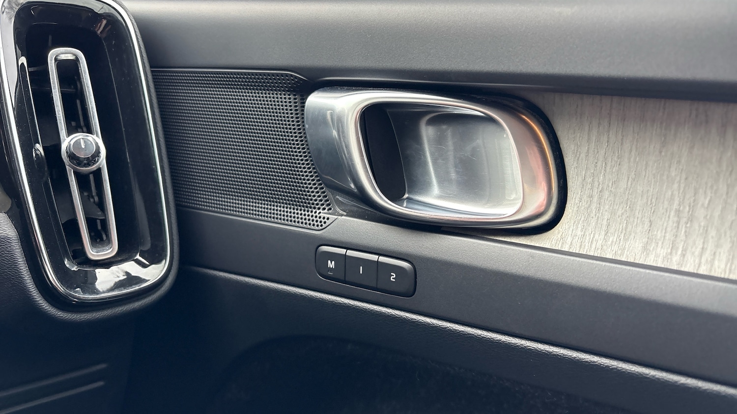 Used Volvo XC40 2019 for sale - 77715216: Photo 43