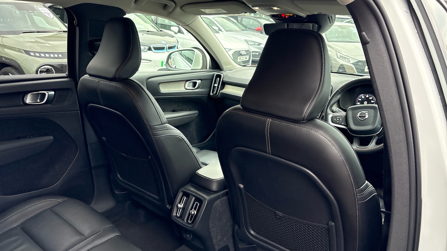 Used Volvo XC40 2019 for sale - 77715216: Photo 48