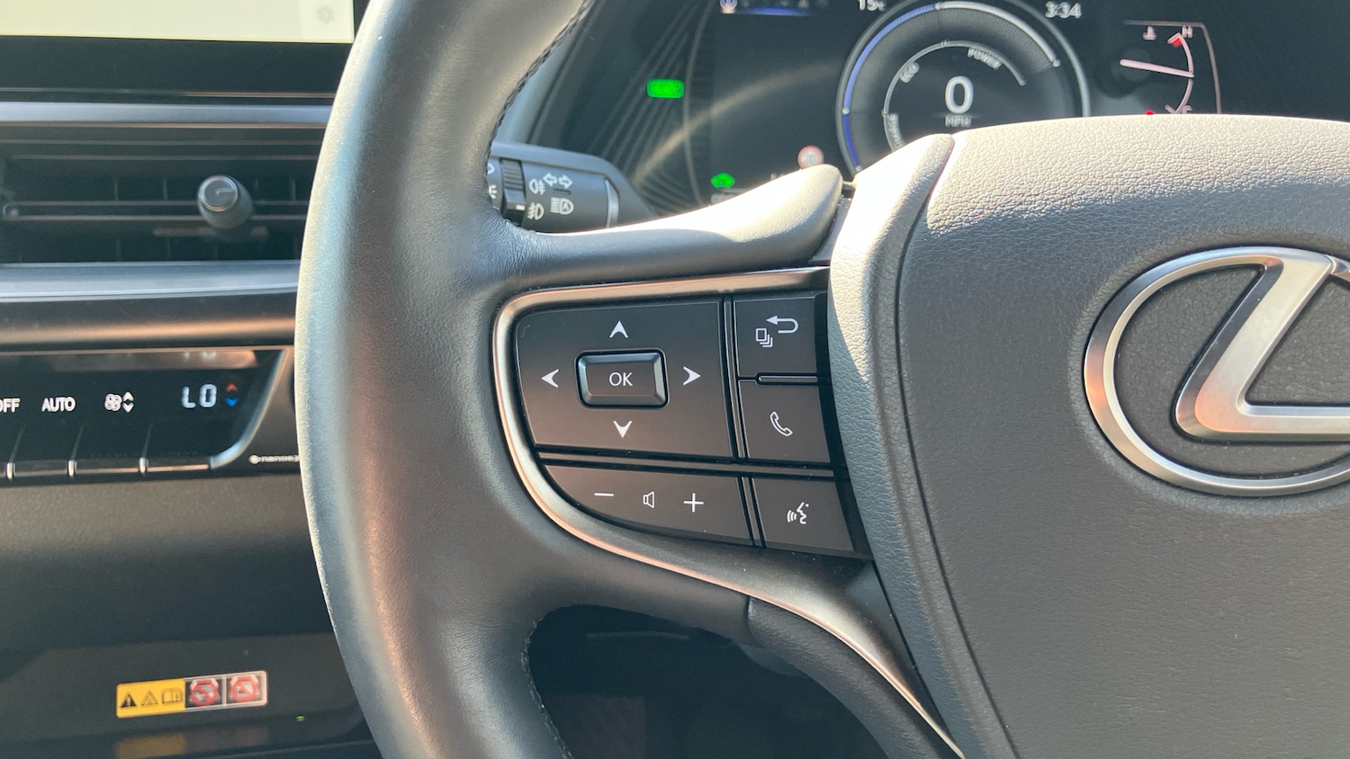 Used Lexus UX 2022 for sale - 78092523: Photo 37