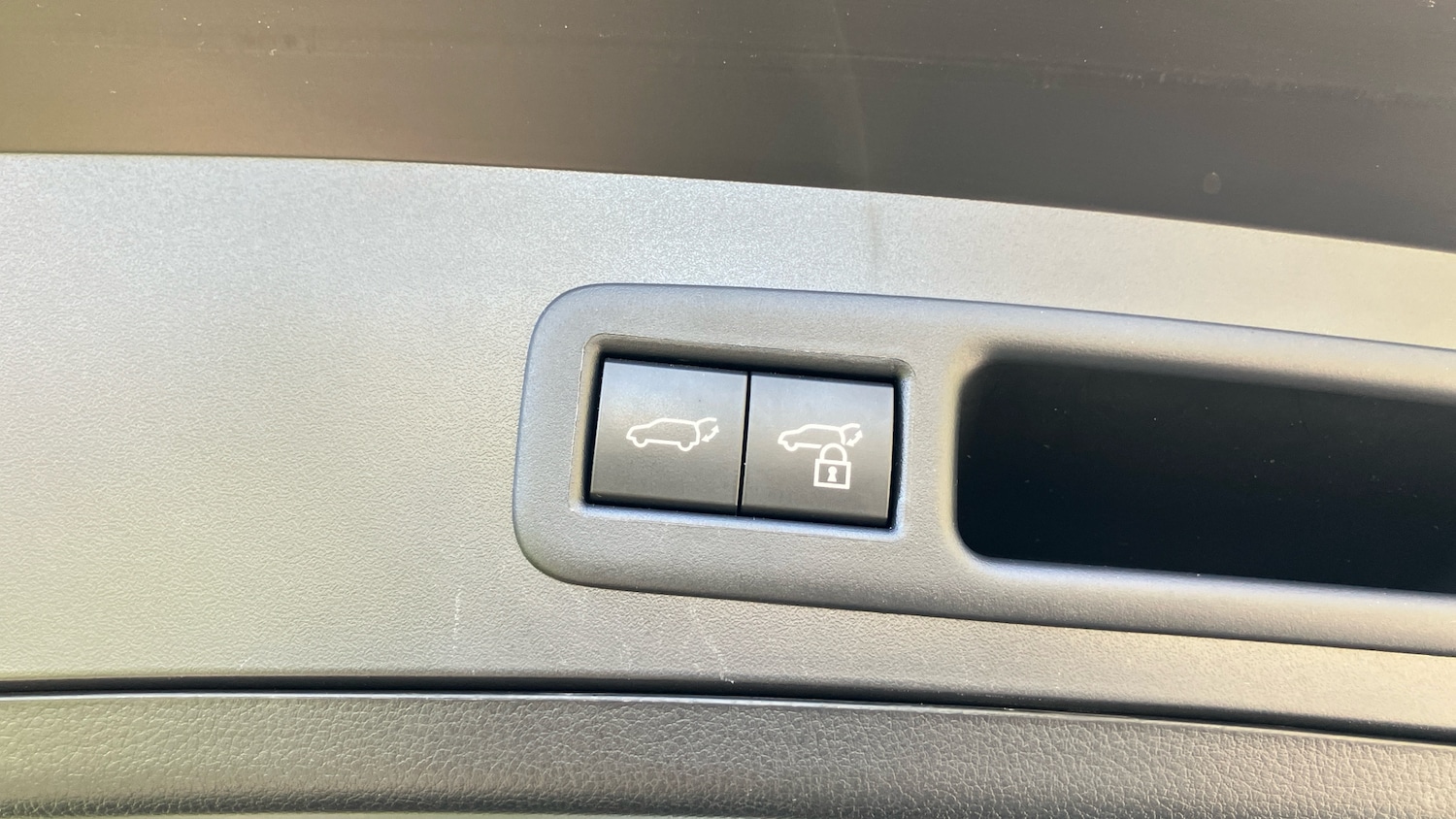 Used Lexus UX 2022 for sale - 78092523: Photo 47