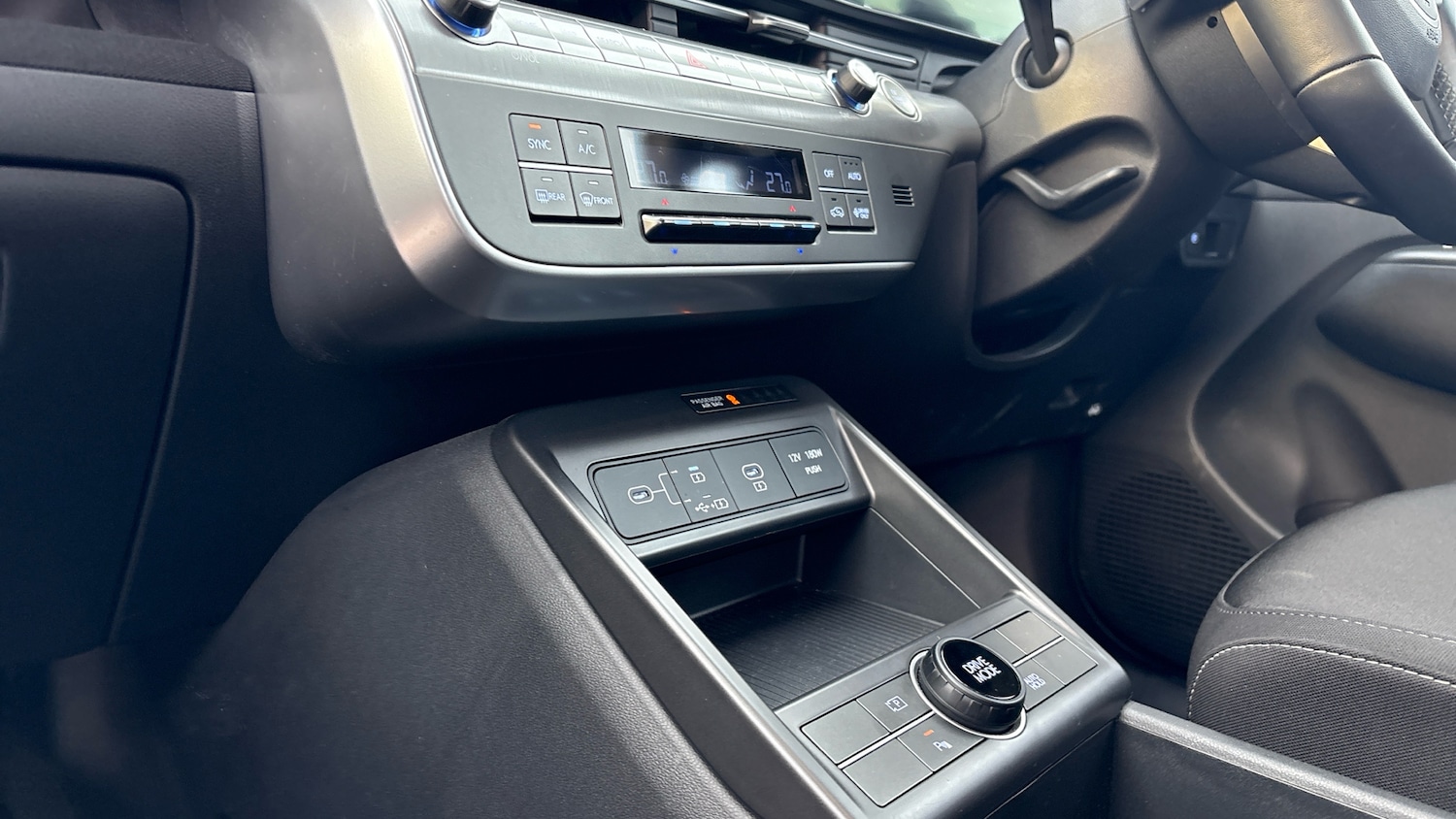 Used Hyundai KONA 2025 for sale - 76894367: Photo 13