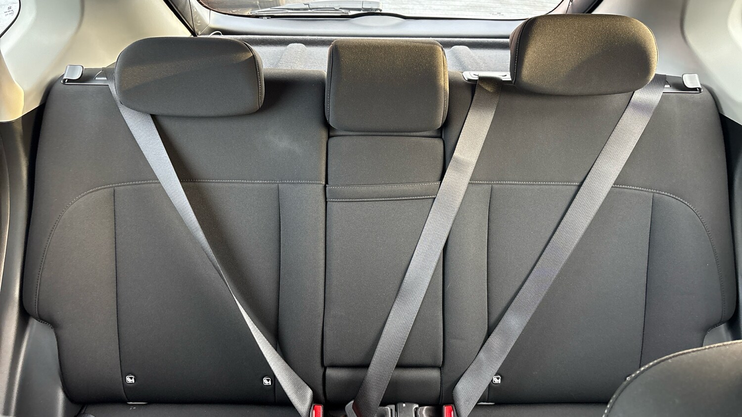 Used Hyundai KONA 2025 for sale - 76894367: Photo 15