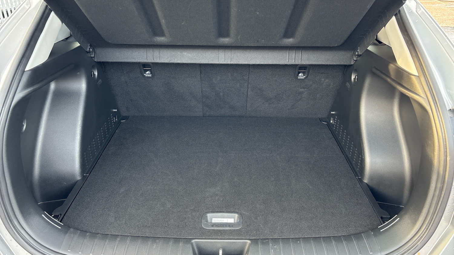 Used Hyundai KONA 2025 for sale - 76894367: Photo 53