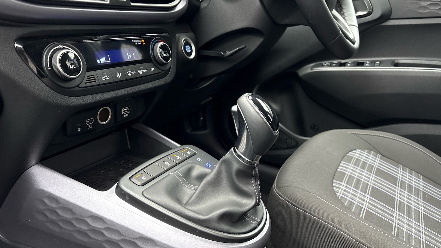 Used Hyundai i10 2024 for sale - 76482748: Photo 13