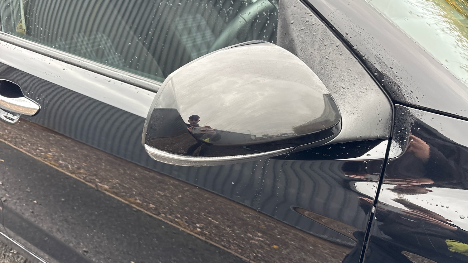 Used Hyundai i10 2024 for sale - 76482748: Photo 24