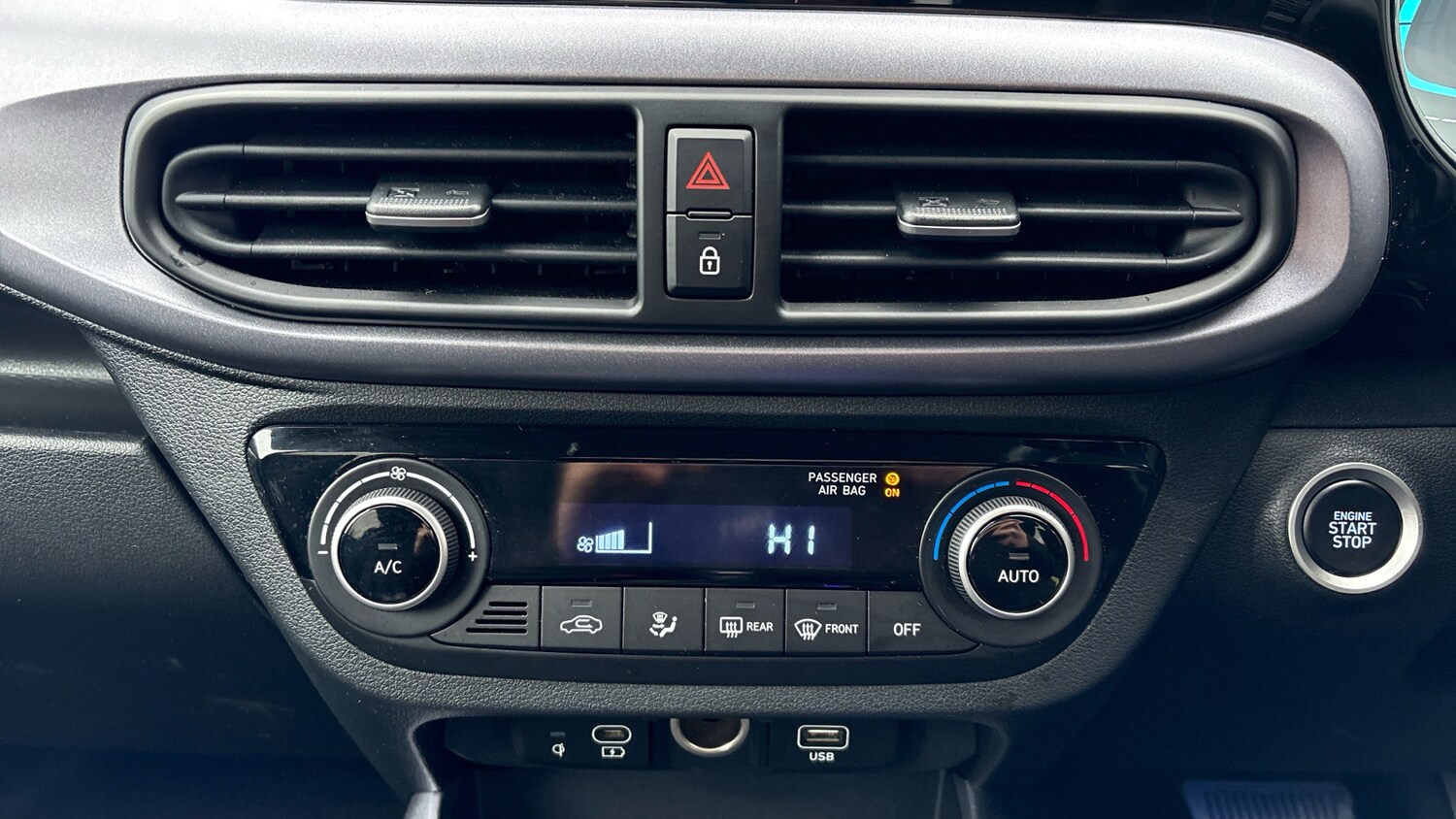 Used Hyundai i10 2024 for sale - 76482748: Photo 38