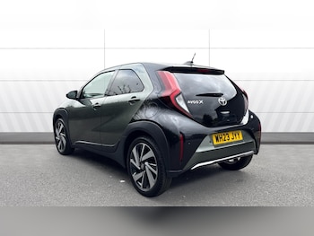 Used Toyota Aygo X 2023 for sale - 75921650: Photo 2