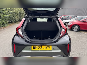 Used Toyota Aygo X 2023 for sale - 75921650: Photo 4