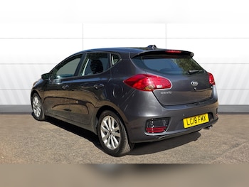 Used Kia Ceed 2018 for sale - 79193747: Photo