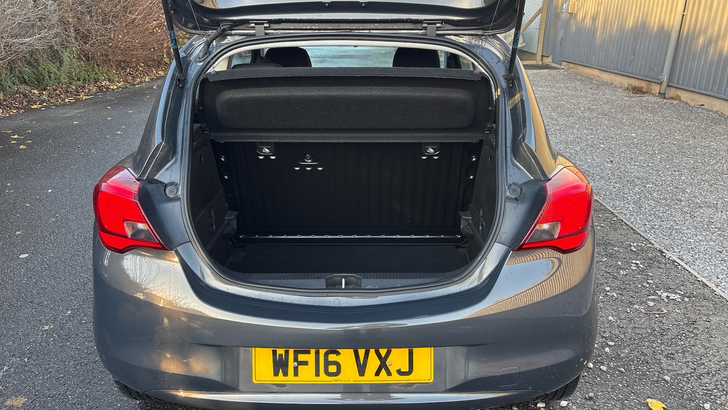 Used Vauxhall Corsa 2016 for sale - 76782497: Photo 4