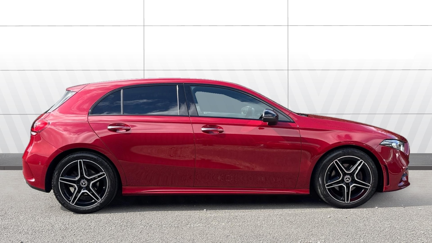 Used Mercedes-Benz A-Class 2023 for sale - 75962283: Photo 5