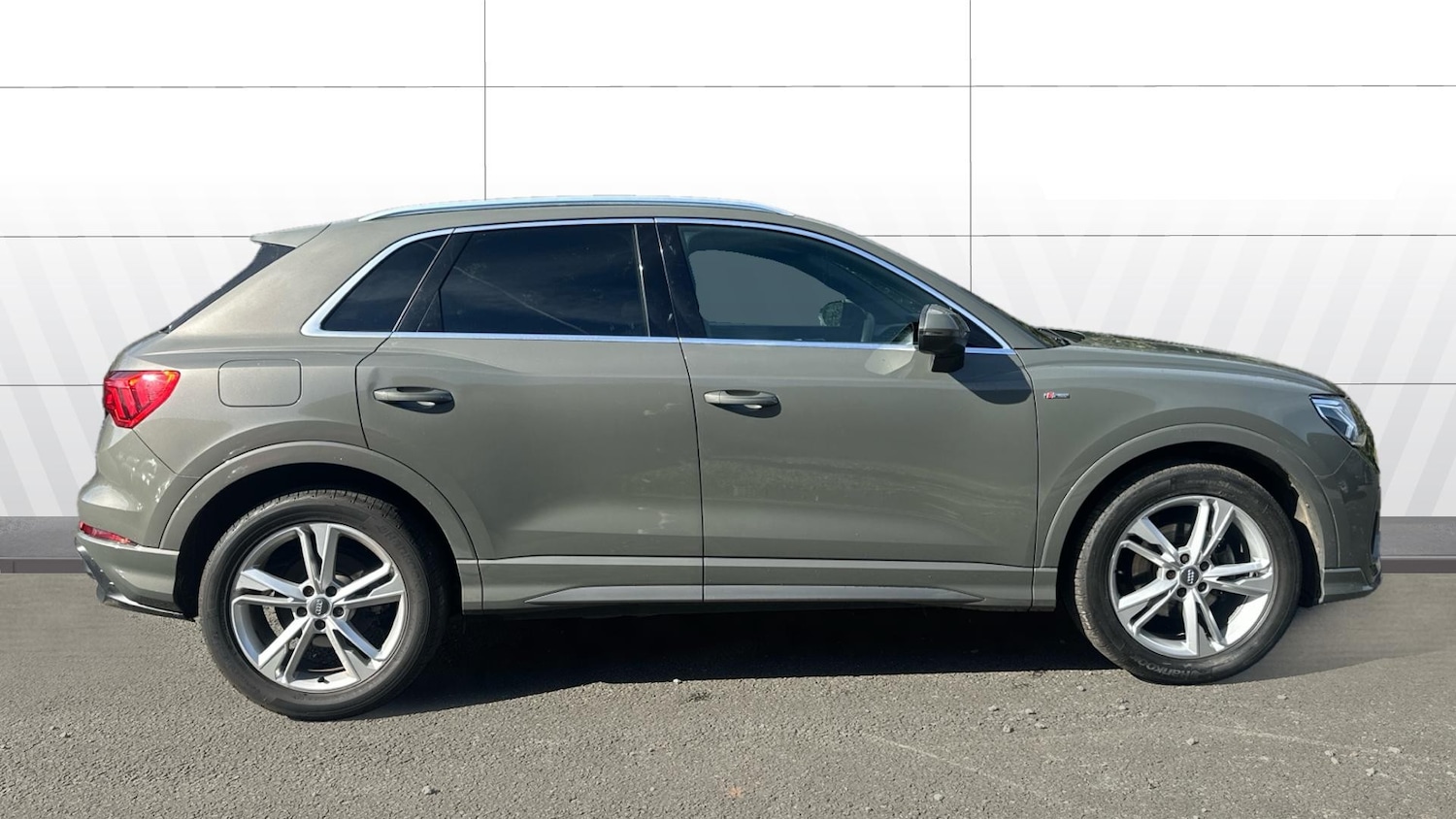 Used Audi Q3 2018 for sale - 76026964: Photo 5