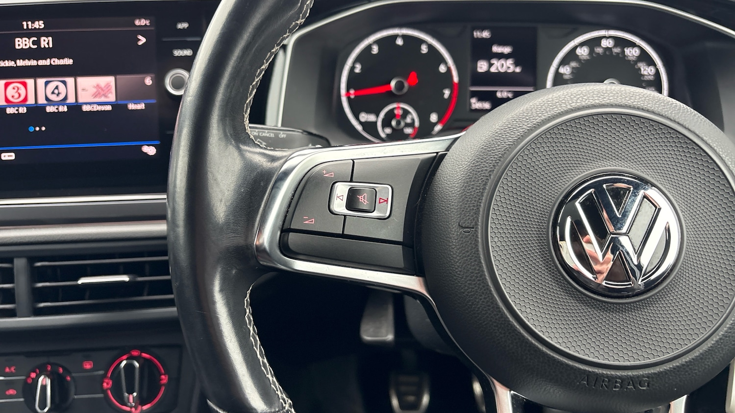 Used Volkswagen Polo 2018 for sale - 77103969: Photo 40