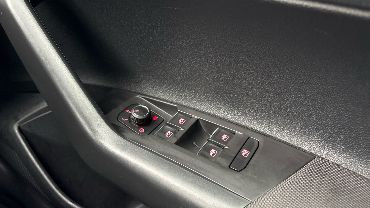 Used Volkswagen Polo 2018 for sale - 77103969: Photo 46