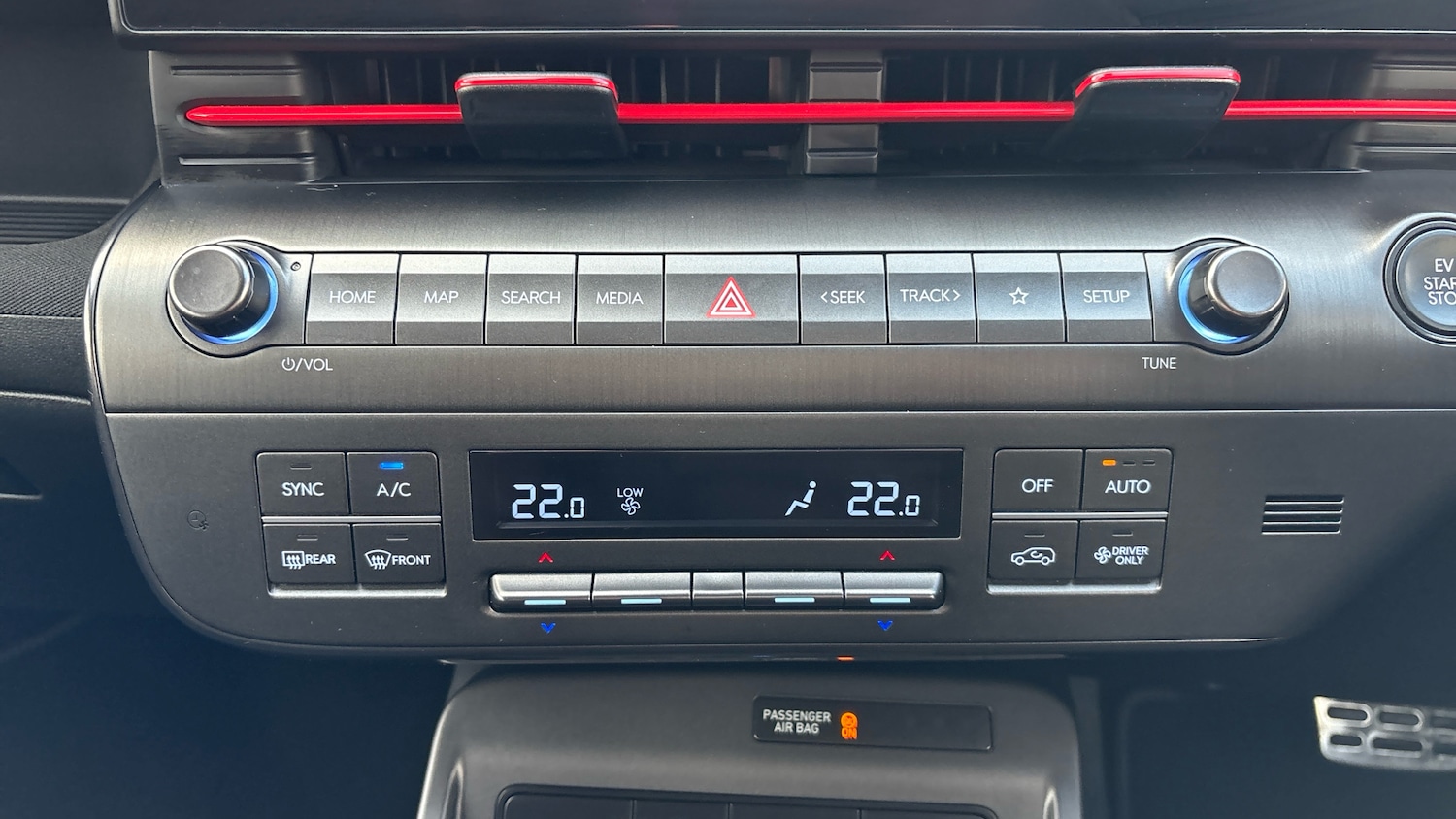 Used Hyundai KONA 2025 for sale - 76757042: Photo 40