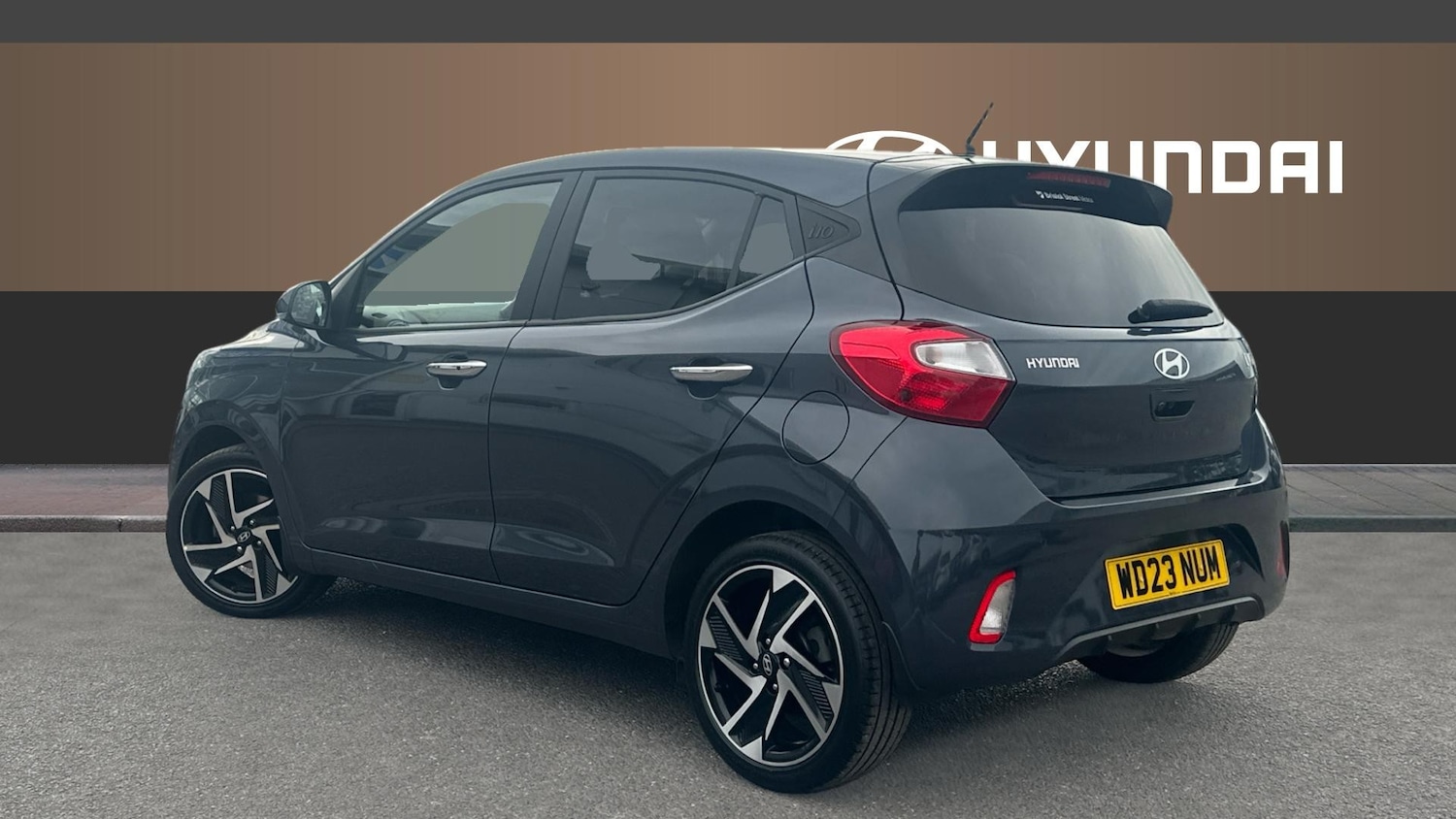 Used Hyundai i10 2023 for sale - 76045361: Photo 2