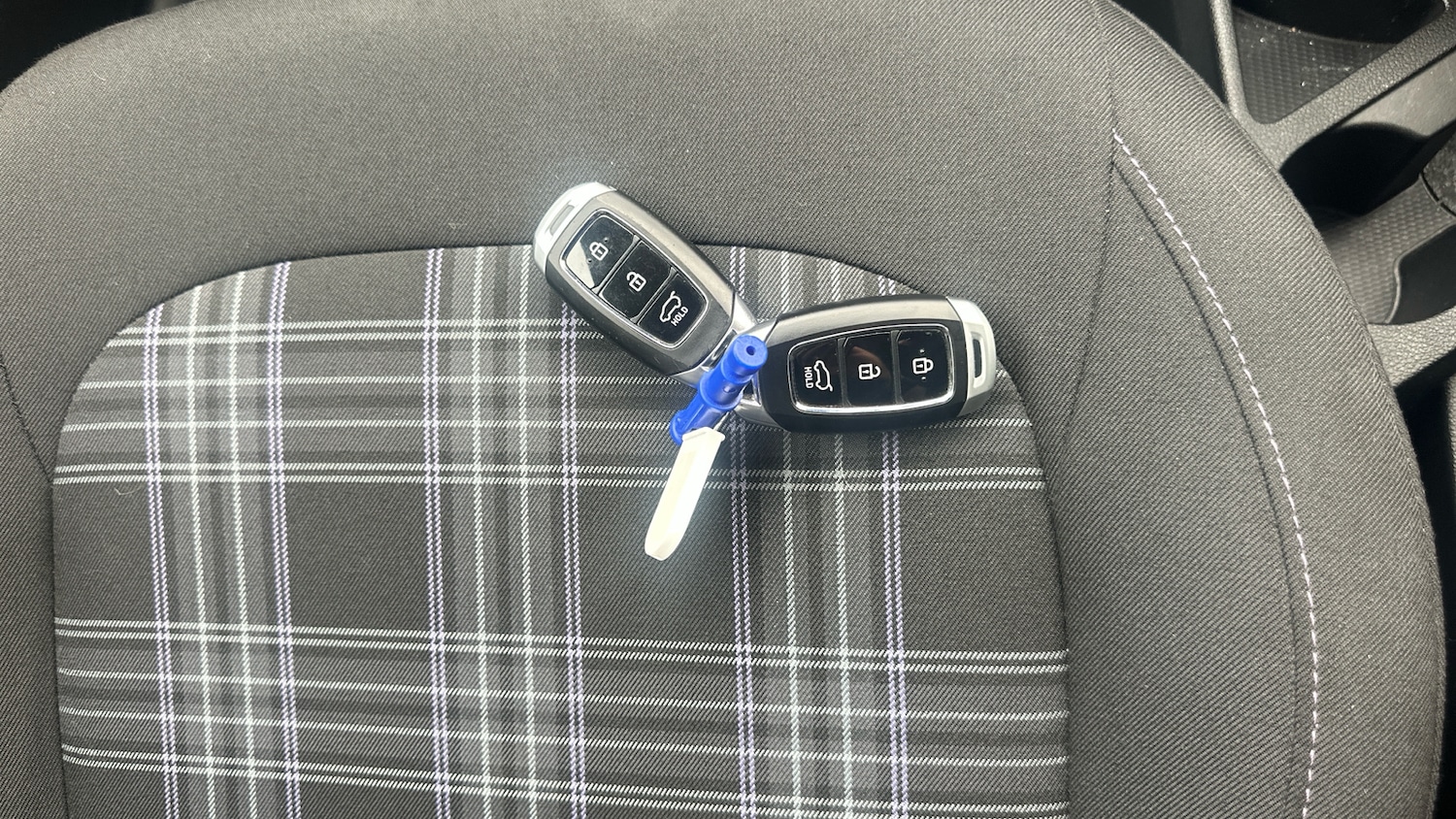 Used Hyundai i10 2023 for sale - 76045361: Photo 20