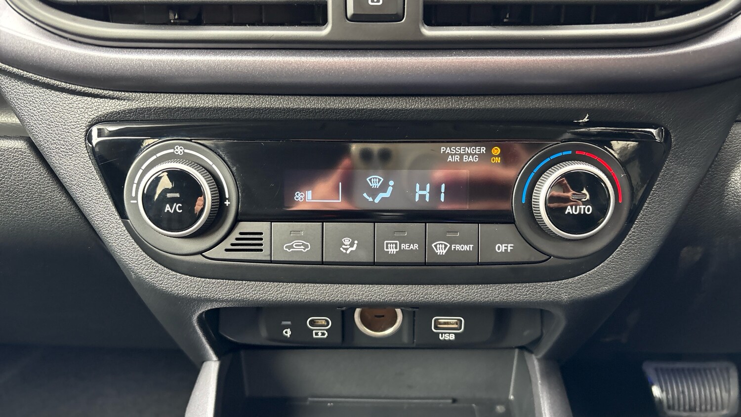 Used Hyundai i10 2024 for sale - 76477039: Photo 38