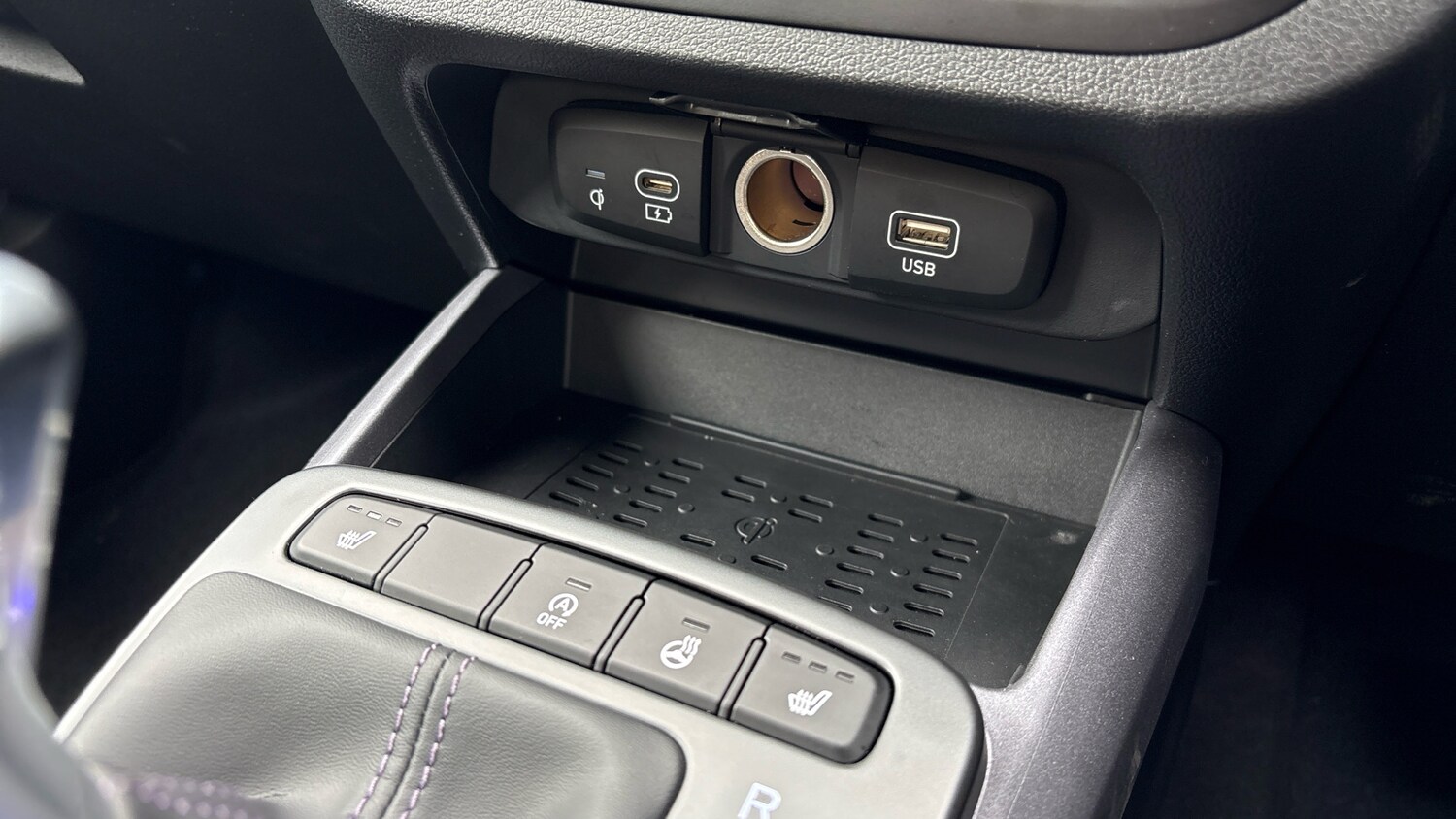 Used Hyundai i10 2024 for sale - 76477039: Photo 39