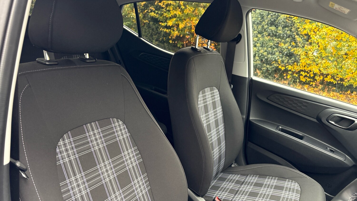 Used Hyundai i10 2024 for sale - 76477039: Photo 47