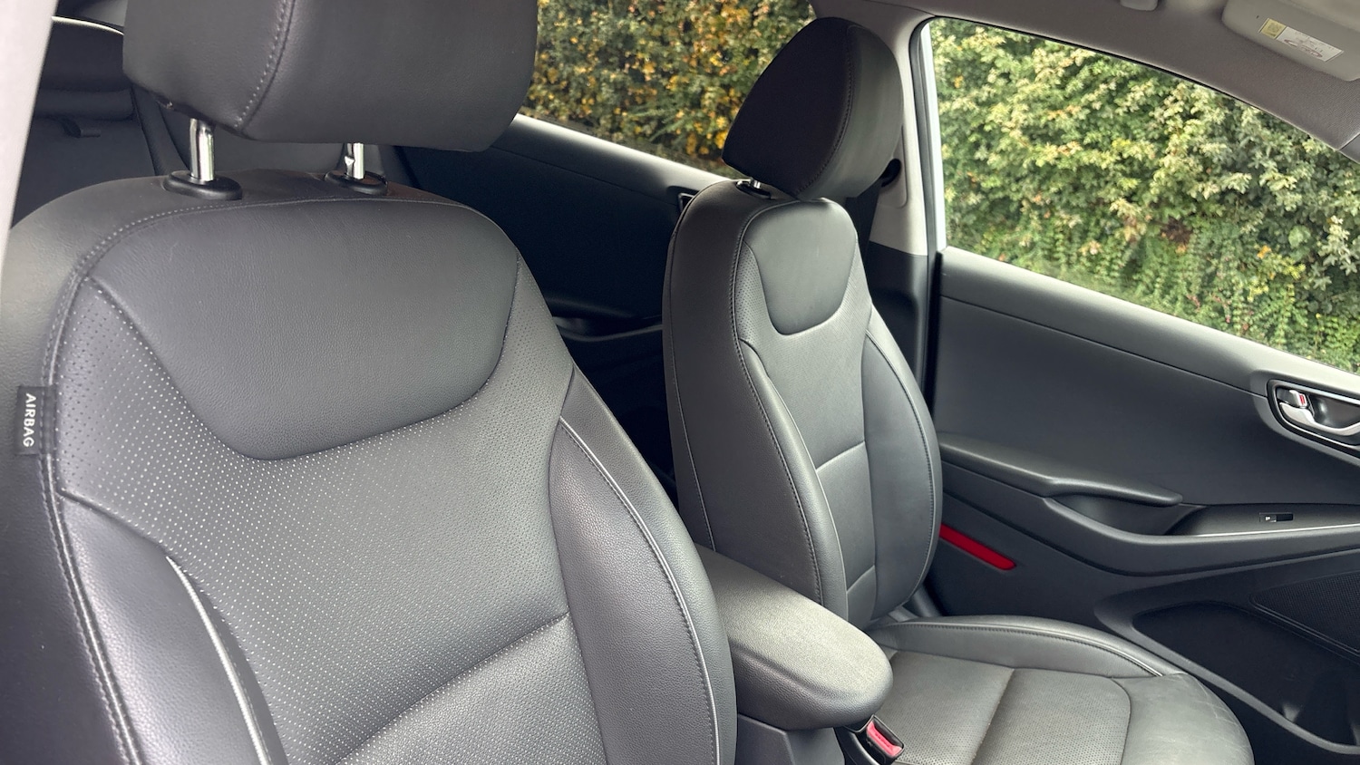 Used Hyundai IONIQ 2021 for sale - 76233047: Photo 46