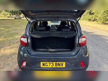Used Hyundai i10 2023 for sale - 79629697: Photo