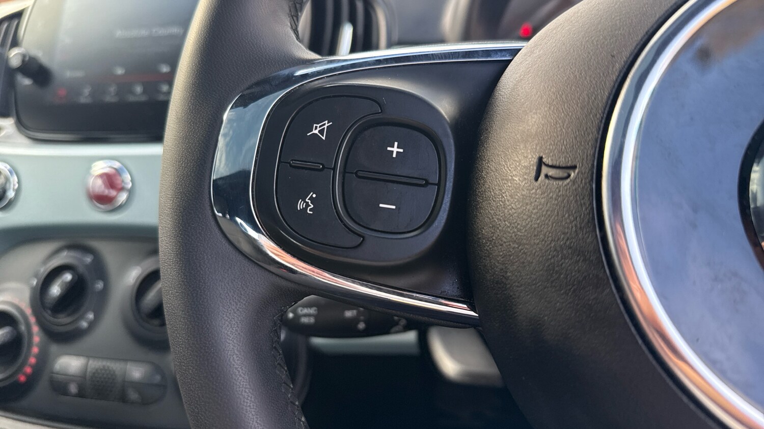 Used Fiat 500 2023 for sale - 77404510: Photo 24