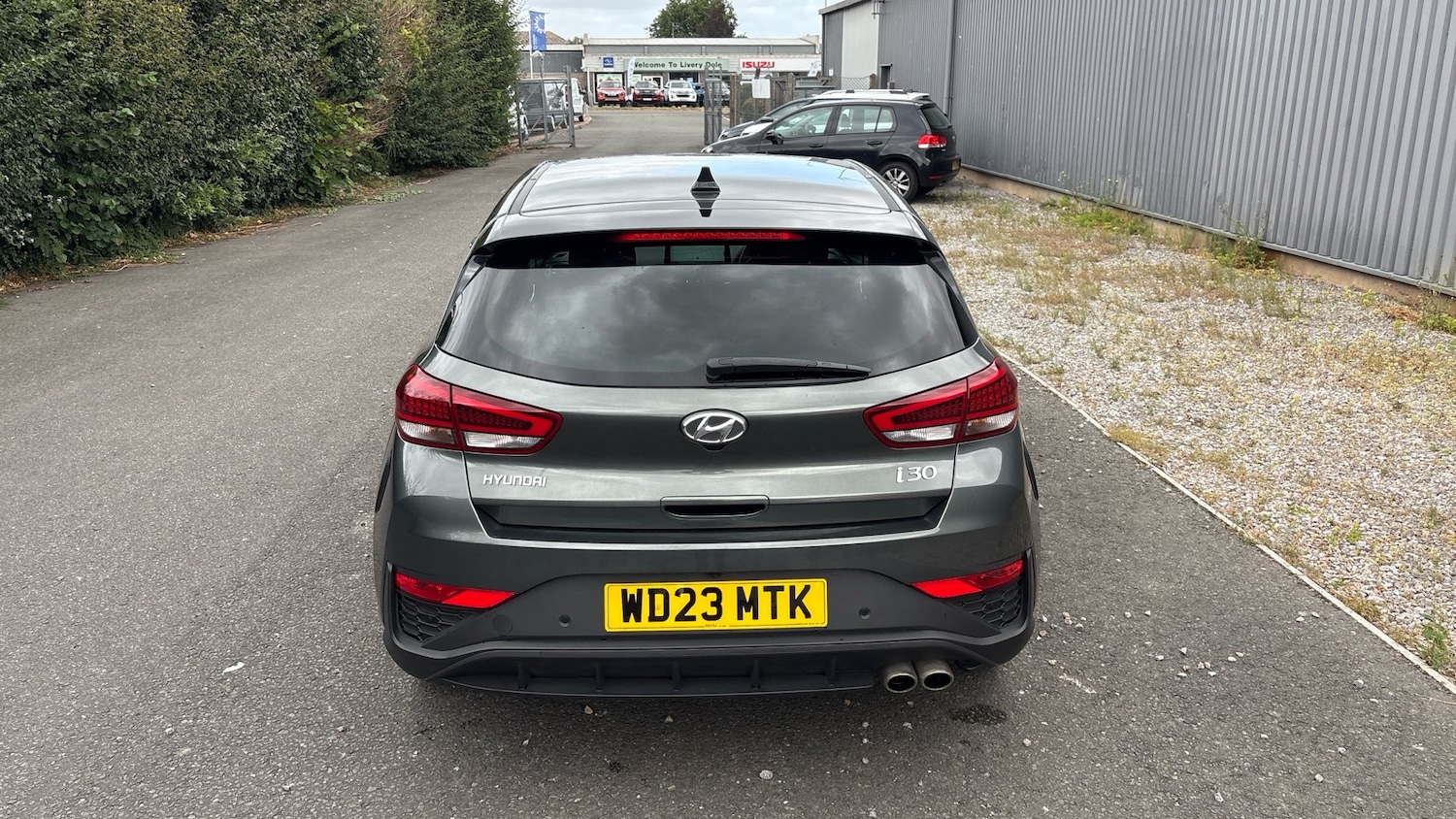 Vehicle 28