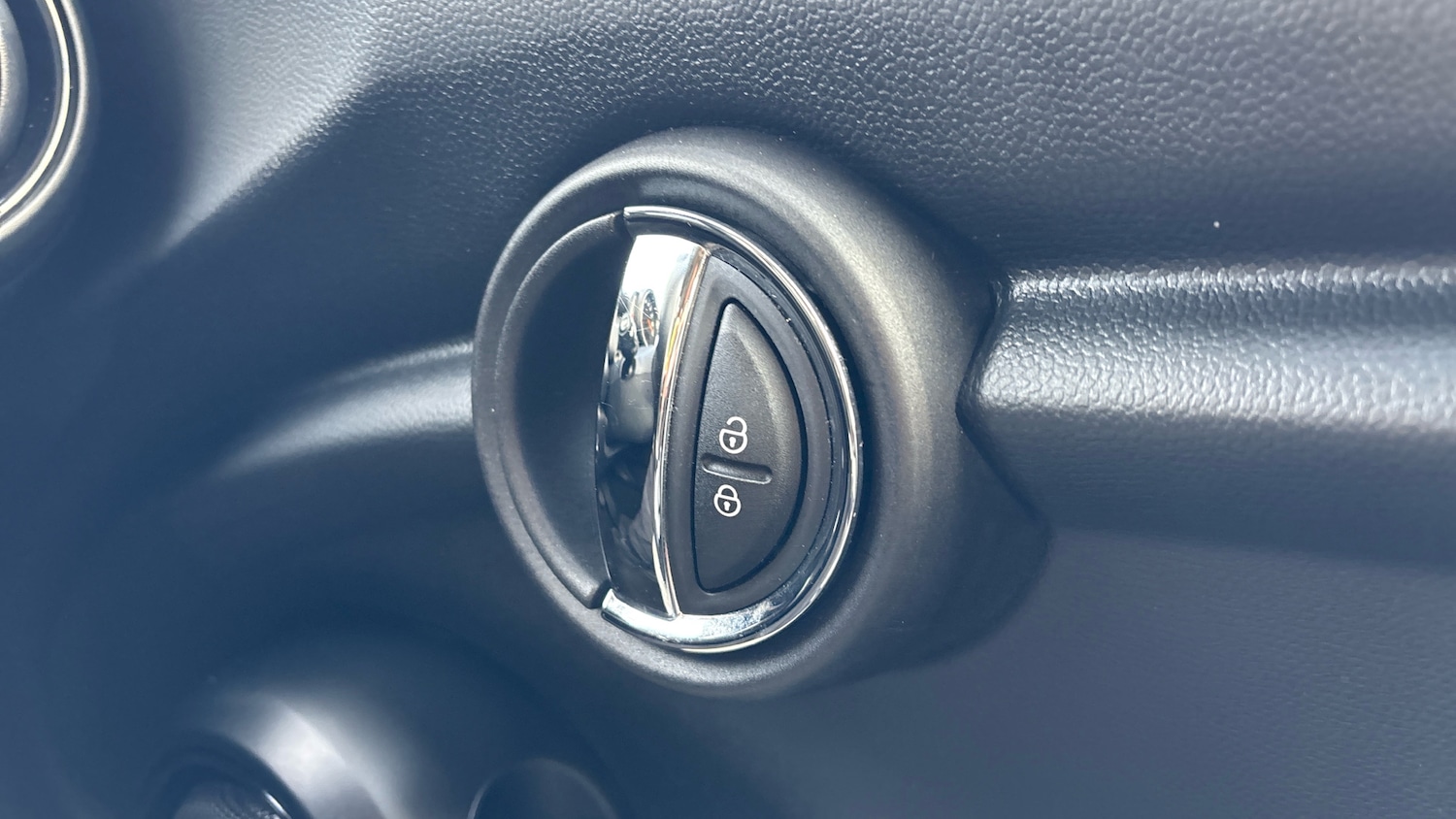 Used MINI Hatch 2017 for sale - 76362822: Photo 46