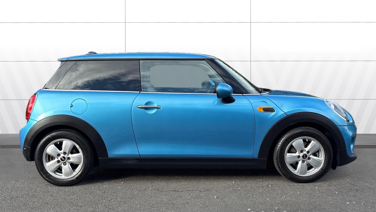 Used MINI Hatch 2017 for sale - 76362822: Photo 5
