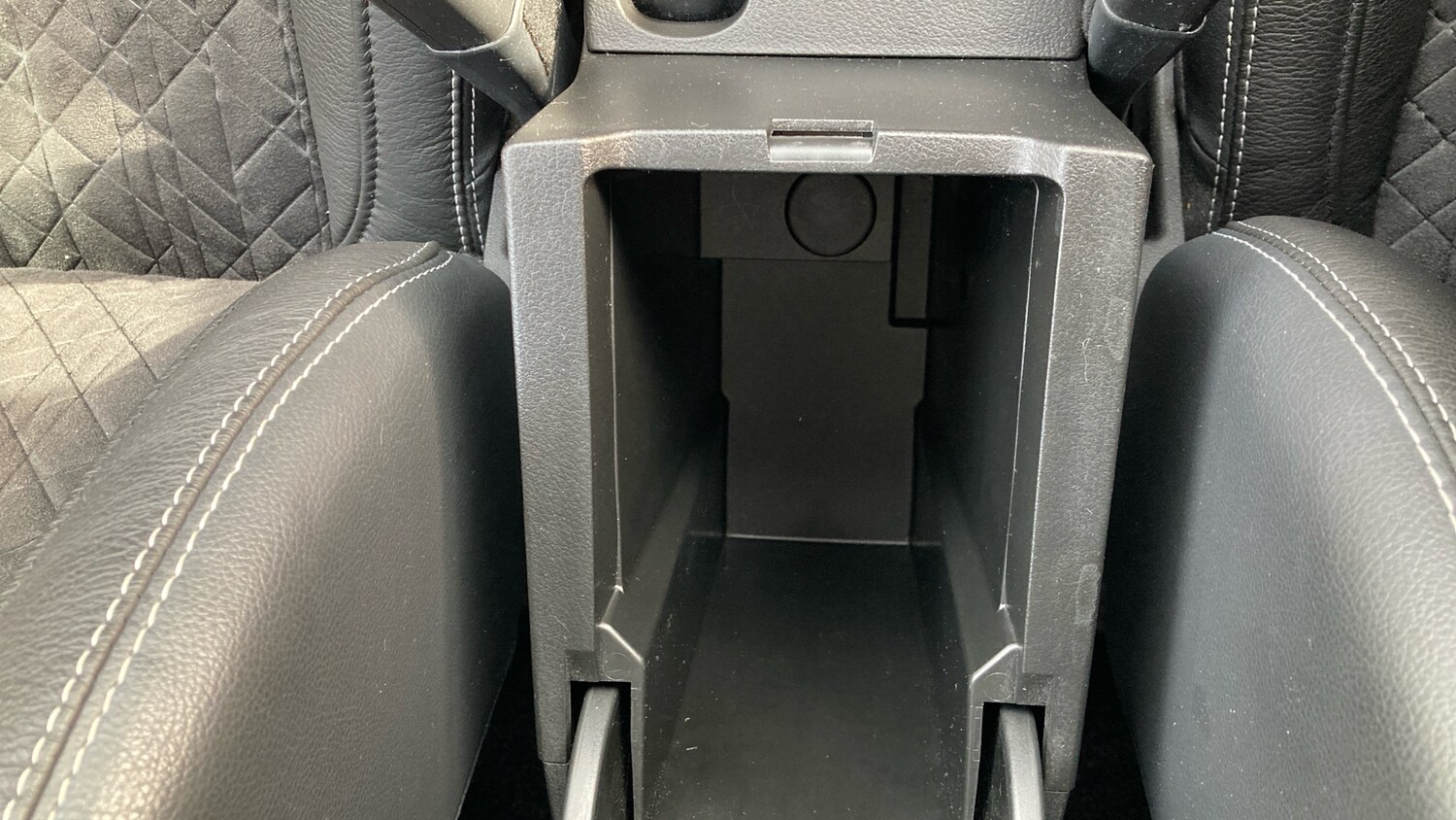 Used Suzuki Vitara 2022 for sale - 77931527: Photo 37