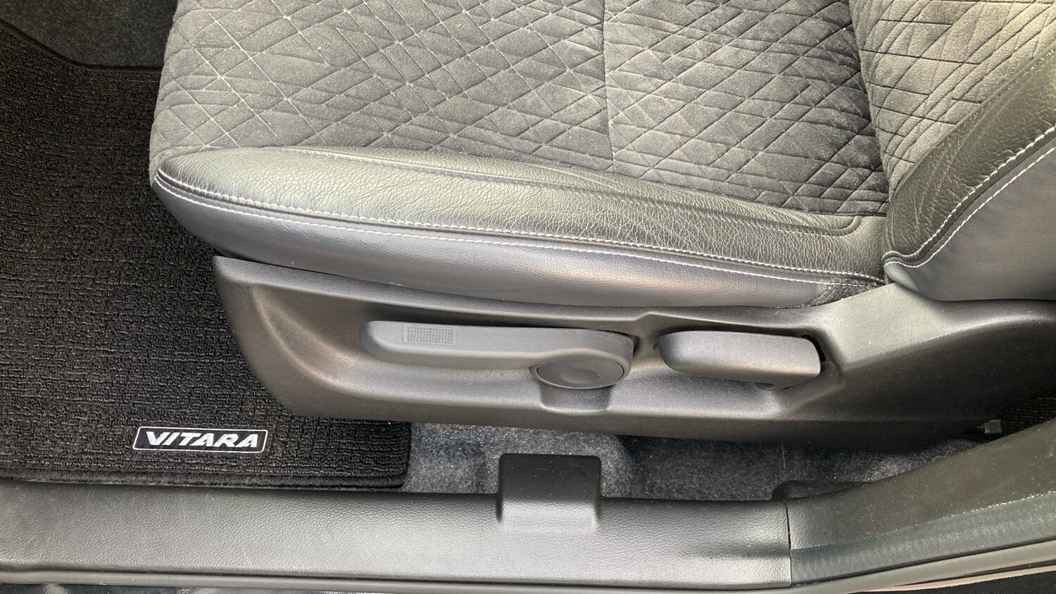 Used Suzuki Vitara 2022 for sale - 77931527: Photo 69