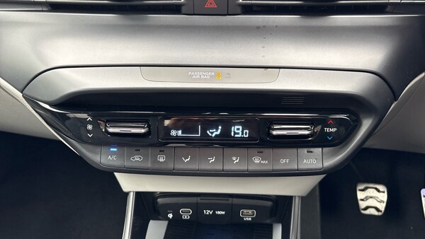 Used Hyundai BAYON 2024 for sale - 76079647: Photo 37
