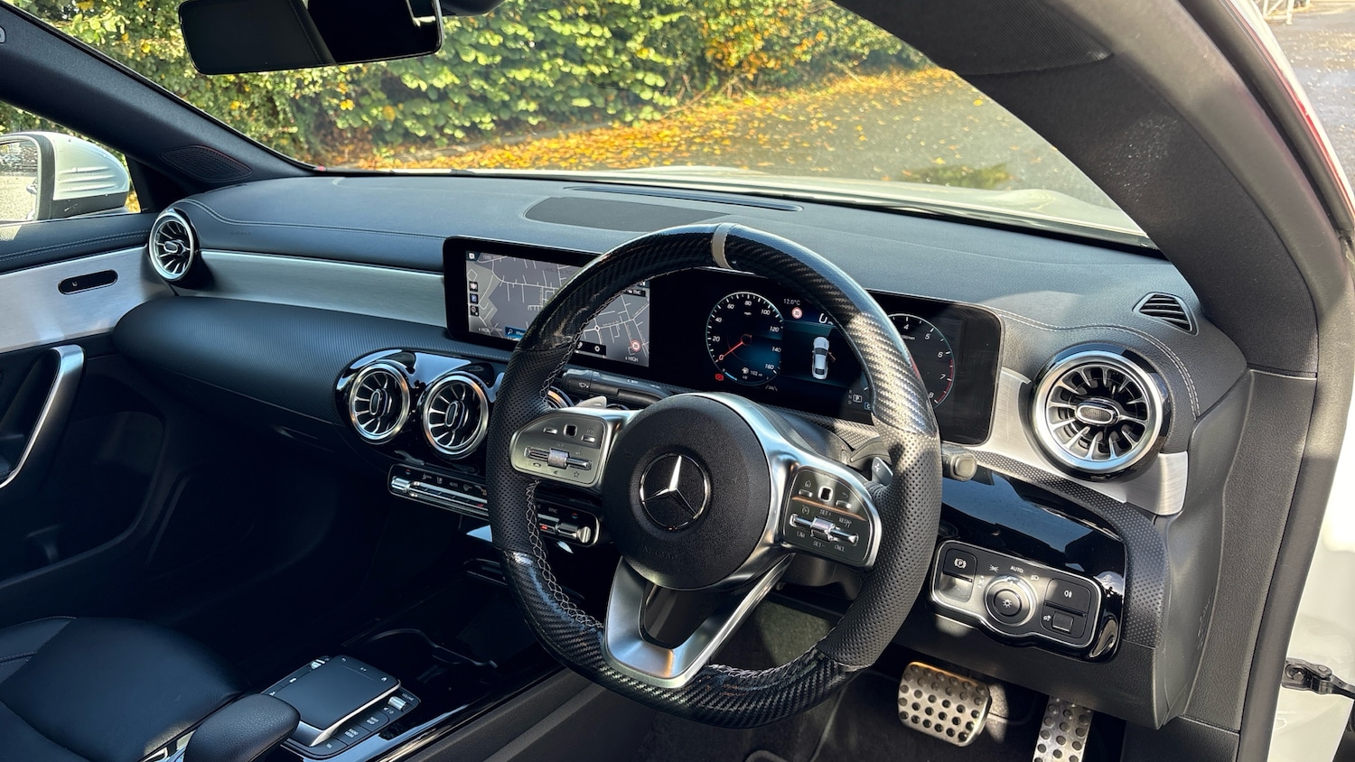 Used Mercedes-Benz CLA 2022 for sale - 76363255: Photo 11