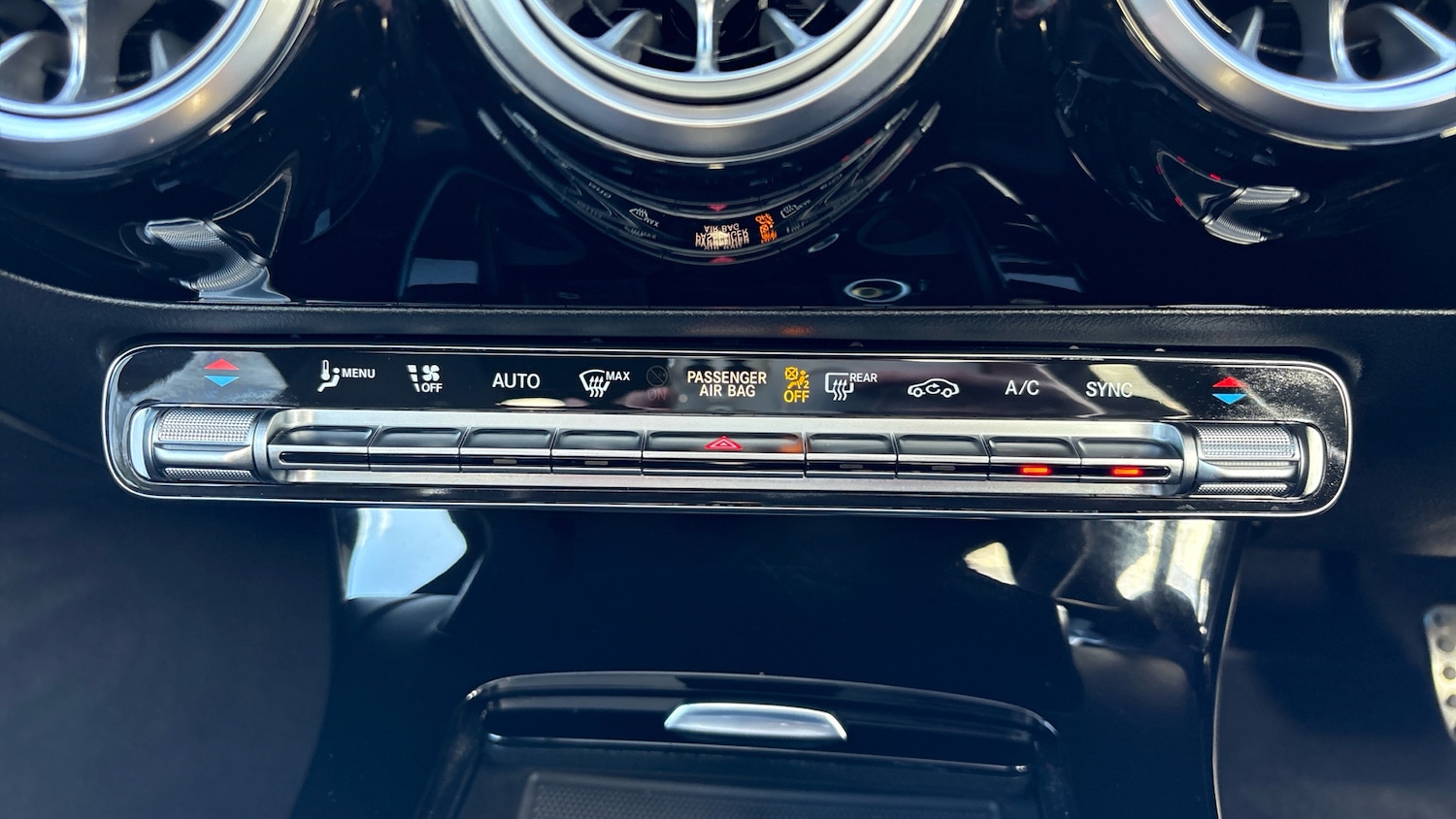 Used Mercedes-Benz CLA 2022 for sale - 76363255: Photo 39
