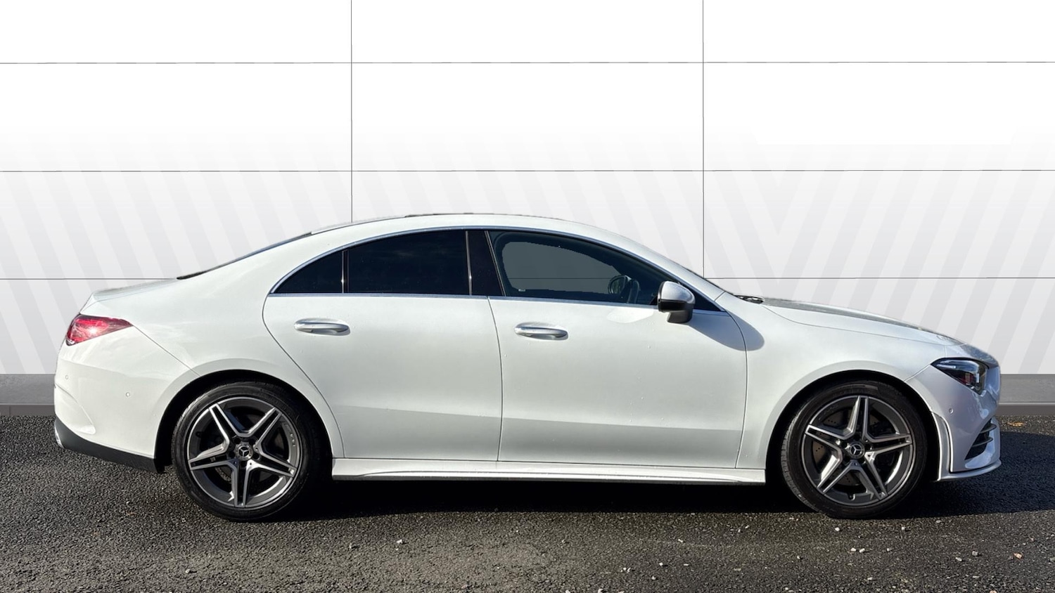 Used Mercedes-Benz CLA 2022 for sale - 76363255: Photo 5