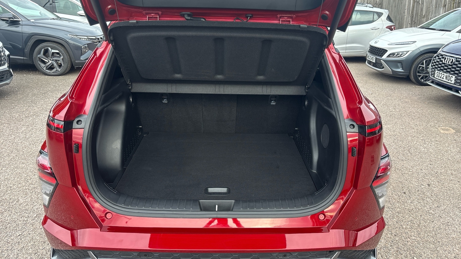 Used Hyundai KONA 2024 for sale - 76079648: Photo 4